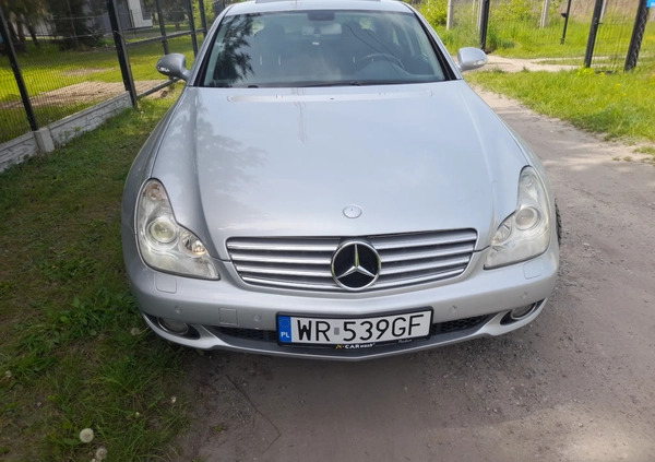 Mercedes-Benz CLS cena 39000 przebieg: 240000, rok produkcji 2004 z Radom małe 67